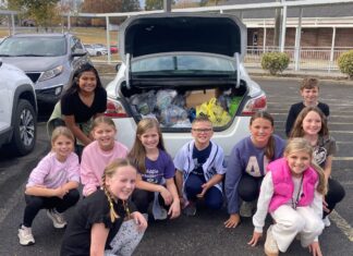 Fairview Elementary Aggie Ambassadors collect more than 500 pounds of food for Cullman Caring for Kids