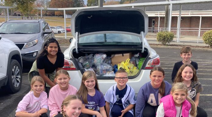 Fairview Elementary Aggie Ambassadors collect more than 500 pounds of food for Cullman Caring for Kids