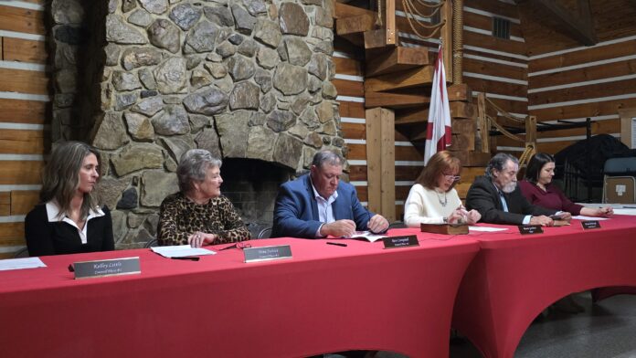 First look at the new Vinemont Town Council with newly elected Mayor Bonnie Goodwin presiding over the group’s first official meeting on Monday, Nov. 3, 2025 (Gauge Day)