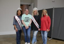 Flourish of Cullman hosts Friendsgiving