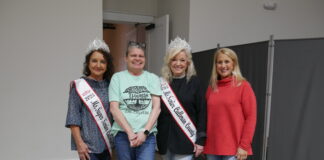 Flourish of Cullman hosts Friendsgiving