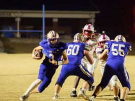 PREP FOOTBALL PLAYOFFS: No. 6 Addison rolls past Berry 39-6 to advance