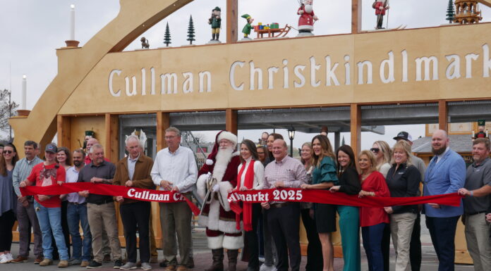 Christkindlmarkt open for the season The ribbon was cut Thursday, Nov. 20, 2025, officially opening the 2025 Cullman Christkindlmarkt. (Chasady Woods/The Cullman Tribune)