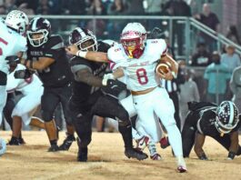 PREP FOOTBALL PLAYOFFS: No. 10 Good Hope topples No. 3 West Morgan 31-7 to advance