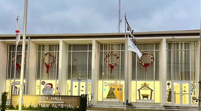 Cullman council to update waste and zoning ordinances, approves loan for airport improvements Cullman City Hall (W.C. Mann/The Cullman Tribune)