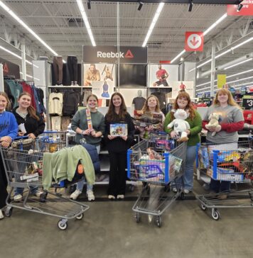 Cold Springs High FCCLA spreads holiday cheer
