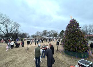 Falkville hosts 27th annual Christmas in the Park The Town of Falkville hosted its 27th annual Christmas in the Park event on Sunday, Dec. 7, 2025, at Jack McCaig Park. (Lauren Estes/The Cullman Tribune)