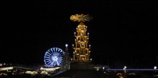 Christkindlmarkt sets single-day attendance record, sees visitors from all 50 states