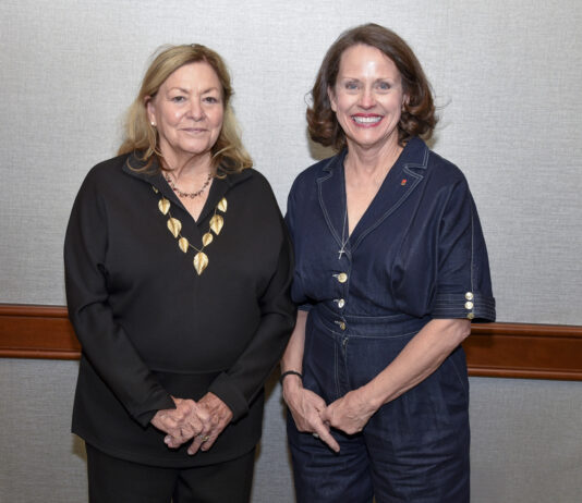 Lydia Haynes elected to State Equine Committee Anna Barron of Macon County (not pictured), Toni Flowers of Montgomery County and Lydia Haynes of Cullman County were elected to the Alabama Farmers Federation State Equine Committee Dec. 7. Elections were held during the Federation’s 104th annual meeting in Montgomery. State commodity committee members help direct policy for the state’s largest farm organization, allocate research dollars and coordinate educational sessions for fellow farmers. From left are Flowers and Haynes. (Alabama Farmers Federation)