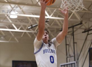 PREP BASKETBALL: Addison girls fall 55-27, boys win 60-48 at Lynn