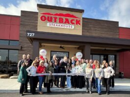 Outback opens in north Cullman The ribbon was cut on the brand-new Outback Steakhouse in north Cullman on Wednesday, Dec. 10, 2025. (Lauren Estes/The Cullman Tribune)