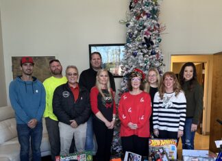 City of Good Hope thanks Nexan Building Products for longtime Christmas sponsorship Pictured left to right are Crystal Carpenter, Christy Gowens, Christie Burrow, Courtney Beck, Cyndi Booth, Mayor Jerry Bartlet, Corey Harbison, Daniel Brasher and Blake Malin. (City of Good Hope)