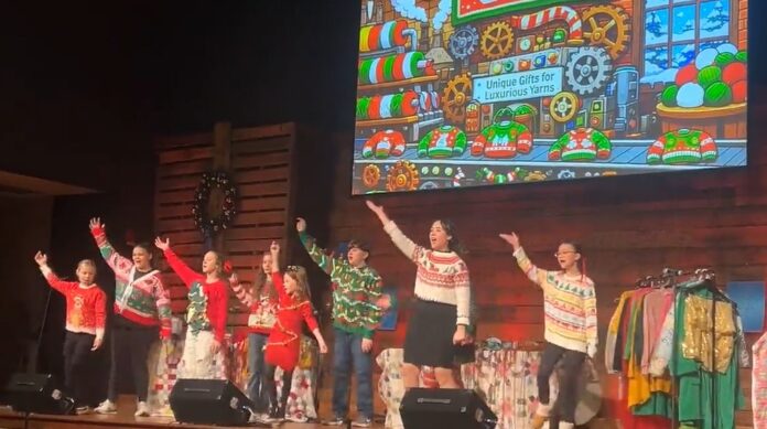 “A Christmas Yarn” ensemble (Anabelle Howze/The Cullman Tribune)