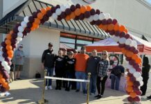 Honey Baked Ham holds grand opening