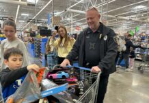 Shop with a Cop: ‘What it’s all about’