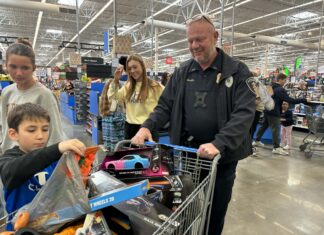 Shop with a Cop: ‘What it’s all about’