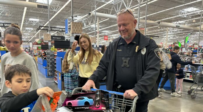 Shop with a Cop: ‘What it’s all about’
