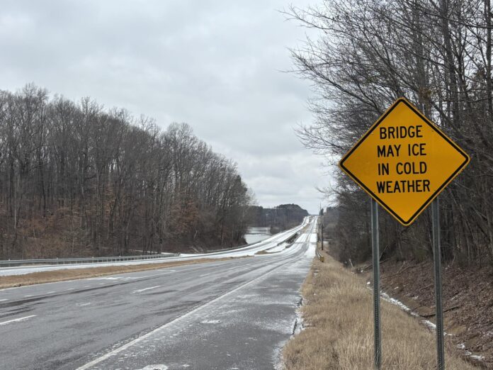 618531924_918962214031029_4311122131361746303_n The Alabama Department of Transportation (ALDOT) is urging motorists to use extreme caution in the coming days as temperatures are expected to drop below freezing across much of the state. These conditions significantly increase the potential for what is commonly referred to as black ice to form on bridges and roadways. (ALDOT)
