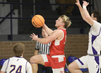 COUNTY TOURNAMENT: Slick passing, Marsh’s shooting the difference in no. 6 Vinemont’s 57-45 upset of no. 3 Fairview