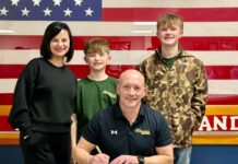 Whaley officially qualifies to run for Cullman County sheriff Lt. Chad Whaley with his family (Chad Whaley)