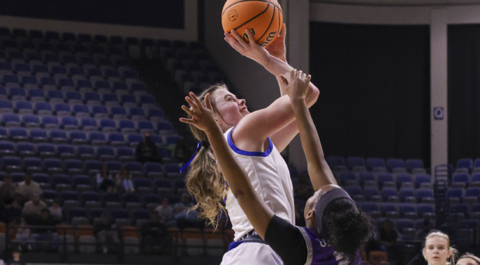 PREP BASKETBALL: Lady Eagles avenge ’25 playoff loss to Decatur Heritage with a 57-14 thrashing to advance to Elite Eight