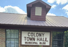 Colony council talks website, thanks clean-up volunteers
