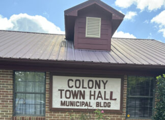 Colony council talks website, thanks clean-up volunteers