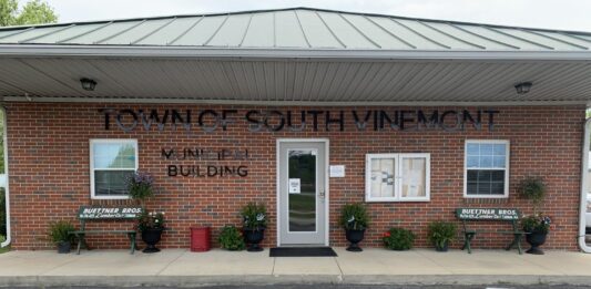 Vinemont council announces Community Easter Egg Hunt, approves parking improvements