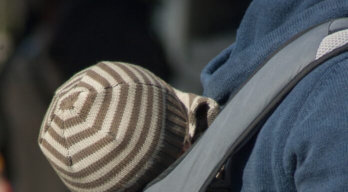 Choosing the right baby carrier