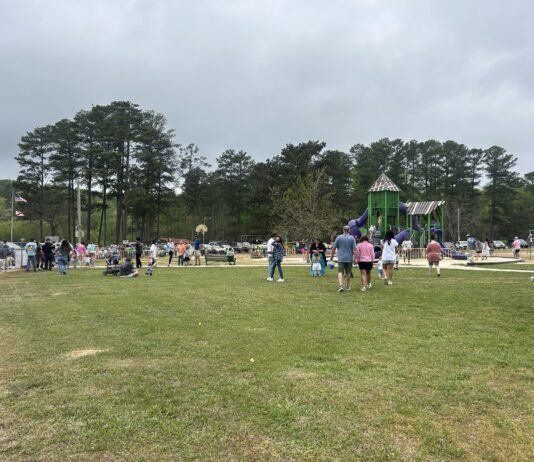 Sportsman Lake Park hosts annual Easter Egg Hunt