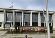 Zoning board approves Auto Zone expansion