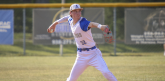 PREP BASEBALL: Addison celebrates Senior Night with a 5-1 win over Vinemont