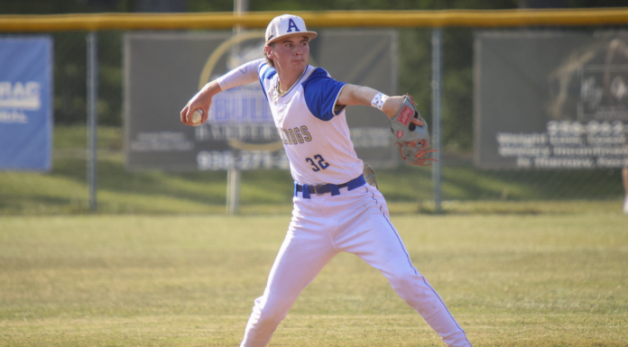 PREP BASEBALL: Addison celebrates Senior Night with a 5-1 win over Vinemont