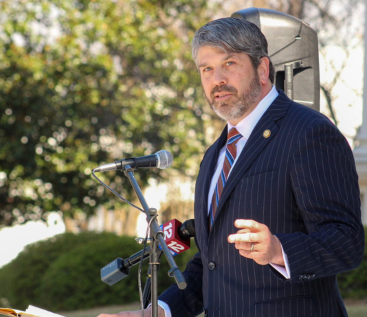 Power to the People Act expands Alabama Public Service Commission, limits base rate increases through 2029