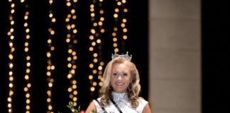 Abby Maples crowned Miss Cullman Homeschool Fair Queen 2026Â