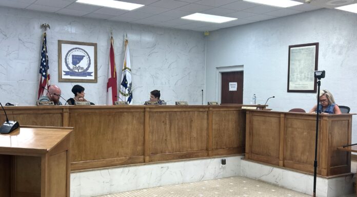 Hanceville Council approves municipal software upgrade, delays rezoning vote