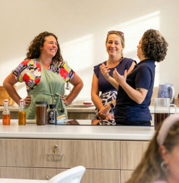 Agriplex hosts Edible Flowers Lunch & Learn