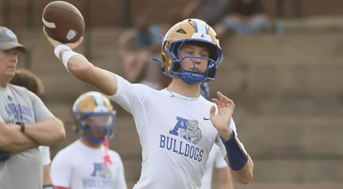 PREP FOOTBALL: With Roberts-led returning group, State Championship is the goal for the 2026 Addison Bulldogs