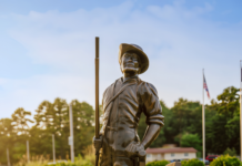 Dripping Springs DAR dedicates Minuteman statue at Veterans Memorial Park