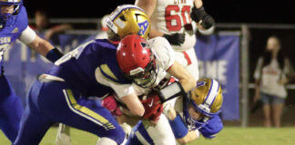 PREP FOOTBALL: Addison heats up in the second half, takes down Lynn, 35-0