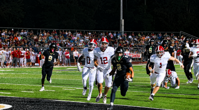 PREP FOOTBALL: Cullman hangs on to take down Hartselle, 14-9