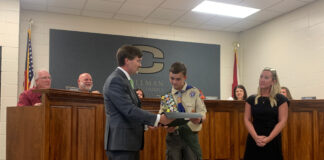 Cullman City BOE recognizes students Lukas Howlett and Daxton NaborsÂ