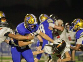 PREP FOOTBALL: Addison takes down Meek 56-6