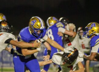 PREP FOOTBALL: Addison takes down Meek 56-6