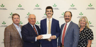 Haynes, Allen receive scholarships at Alabama Farmers Federation scholarship reception