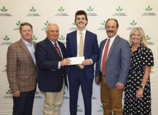 Haynes, Allen receive scholarships at Alabama Farmers Federation scholarship reception