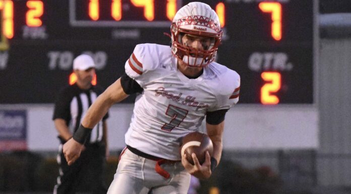 PREP FOOTBALL: Good Hope pulls away late for a 35-21 win over Guntersville