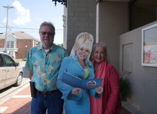 Shirley Burden Public Library celebrates Dolly Parton