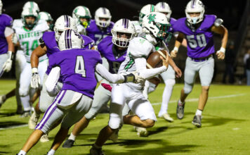 PREP FOOTBALL: Holly Pond comes up short in region matchup with Susan Moore, 17-16