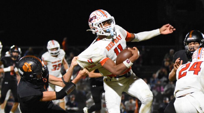 PREP FOOTBALL: Meek secures Region 7’s No. 3 seed with 30-22 win over Red Bay